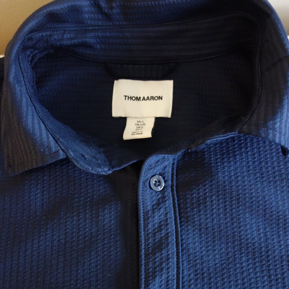 THOM AARON Short Sleeve Button Blue Textured Shirt w/ stretch – Mens Large